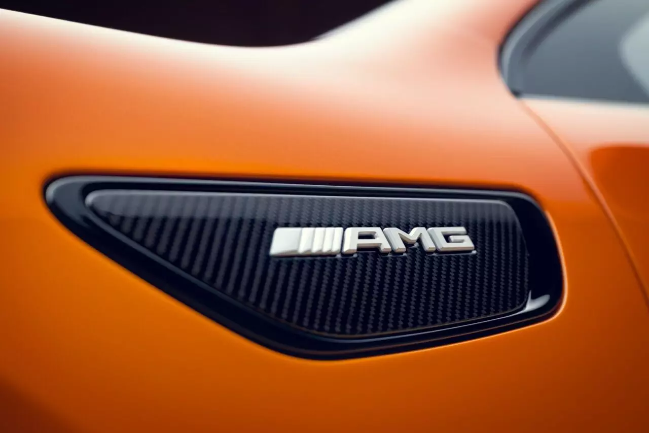 The high-voltage battery in the Concept AMG GT XX benefits from the learnings of the AMG One and Mercedes-AMG’s Formula 1 programme The high-voltage battery in the Concept AMG GT XX benefits from the learnings of the AMG One and Mercedes-AMG’s Formula 1 programme