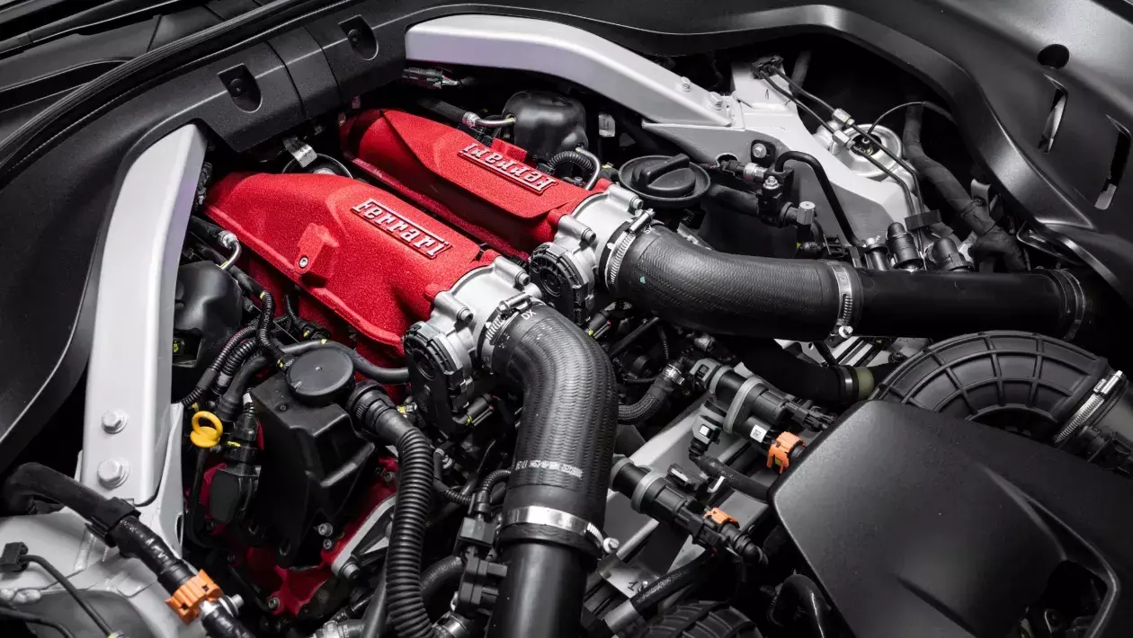 Ferrari Amalfis 3.9-litre twin-turbo V8 produces 631bhp and 760Nm of torque.