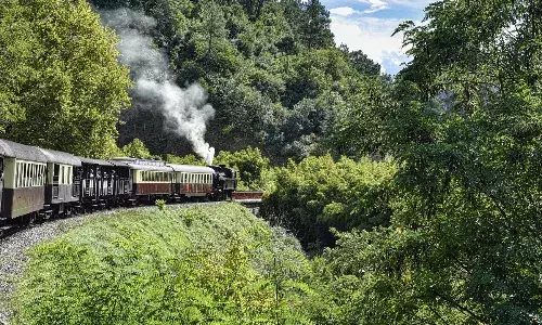 Bijoys love letter to steam locomotives