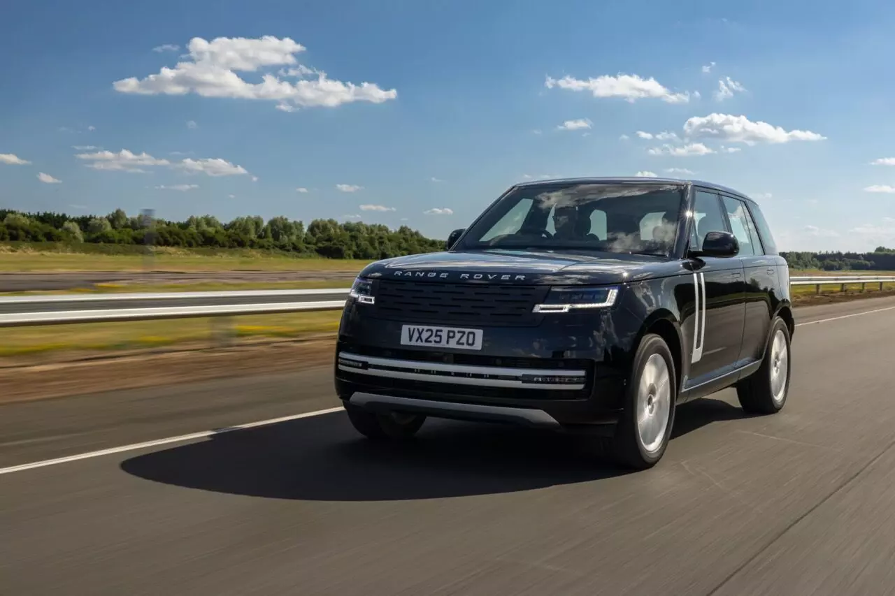 Range Rover BEV: The Range Rover goes electric! Range Rover BEV: The Range Rover goes electric!