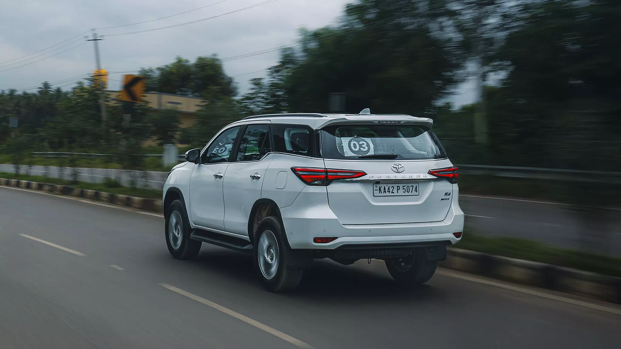 This new Fortuner retains the trusty 2.8-litre four-cyl engine making the same 201bhp and 500Nm; the 48V system only makes 20bhp, aids linear torque delivery and regenerative braking — Shot by Avdhoot A Kolhe for evo India