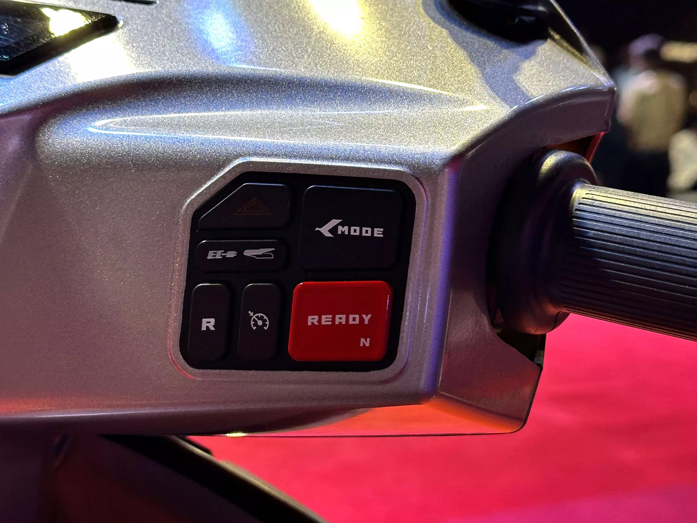 The Kinetic DX Electric gets three riding modes — Range, Power and Turbo Mode; regenerative braking and cruise control — Shot by Rohit G Mane for evo India The Kinetic DX Electric gets three riding modes — Range, Power and Turbo Mode; regenerative braking and cruise control — Shot by Rohit G Mane for evo India