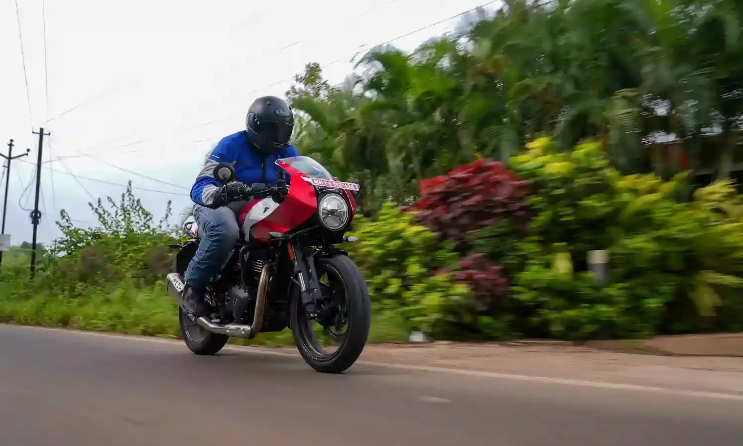 Triumph Thruxton 400 first ride review: A proper Thruxton or a Speed 400 in fancy clothes?