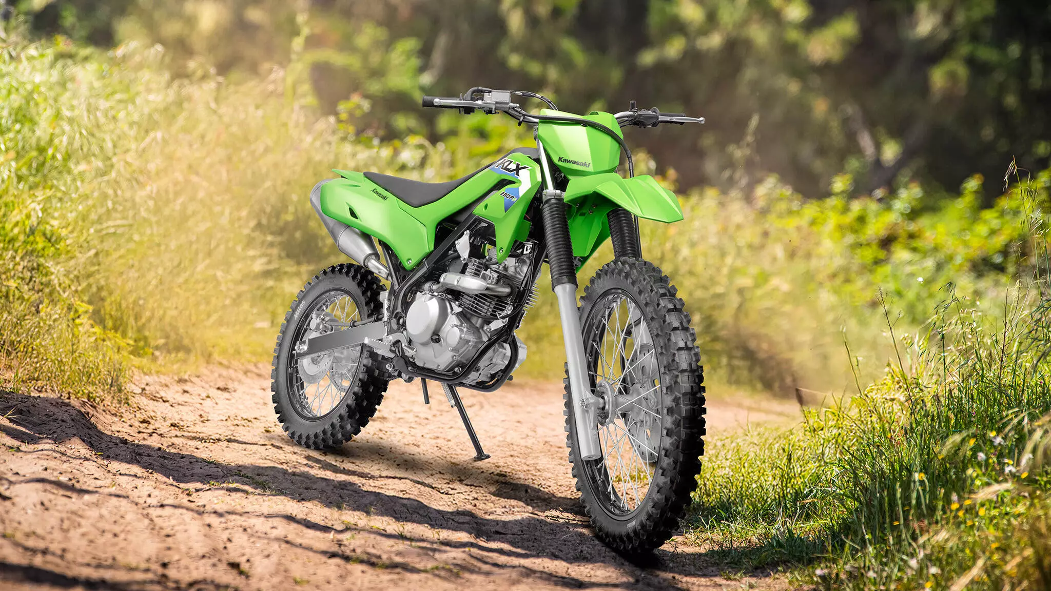 The KLX230R S has the same engine as the KLX230, but is not road legal; no front and rear lights,  and no ABS results in a kerb weight of 129kg. 