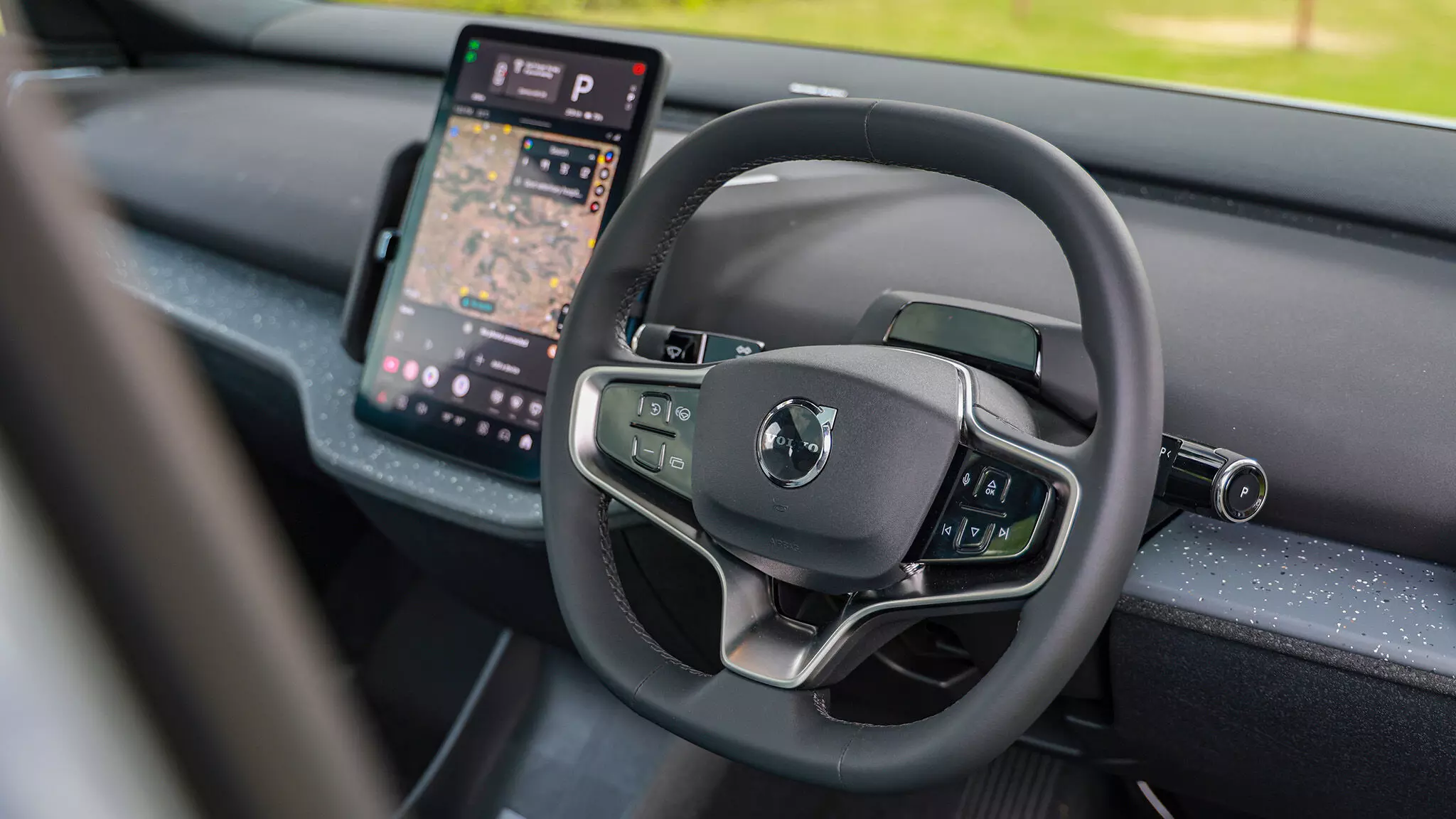 The interior is upmarket and very minimalist with the exception of the vertical 12.3-inch infotainment screen — Shot by Rohit G Mane for evo India The interior is upmarket and very minimalist with the exception of the vertical 12.3-inch infotainment screen — Shot by Rohit G Mane for evo India