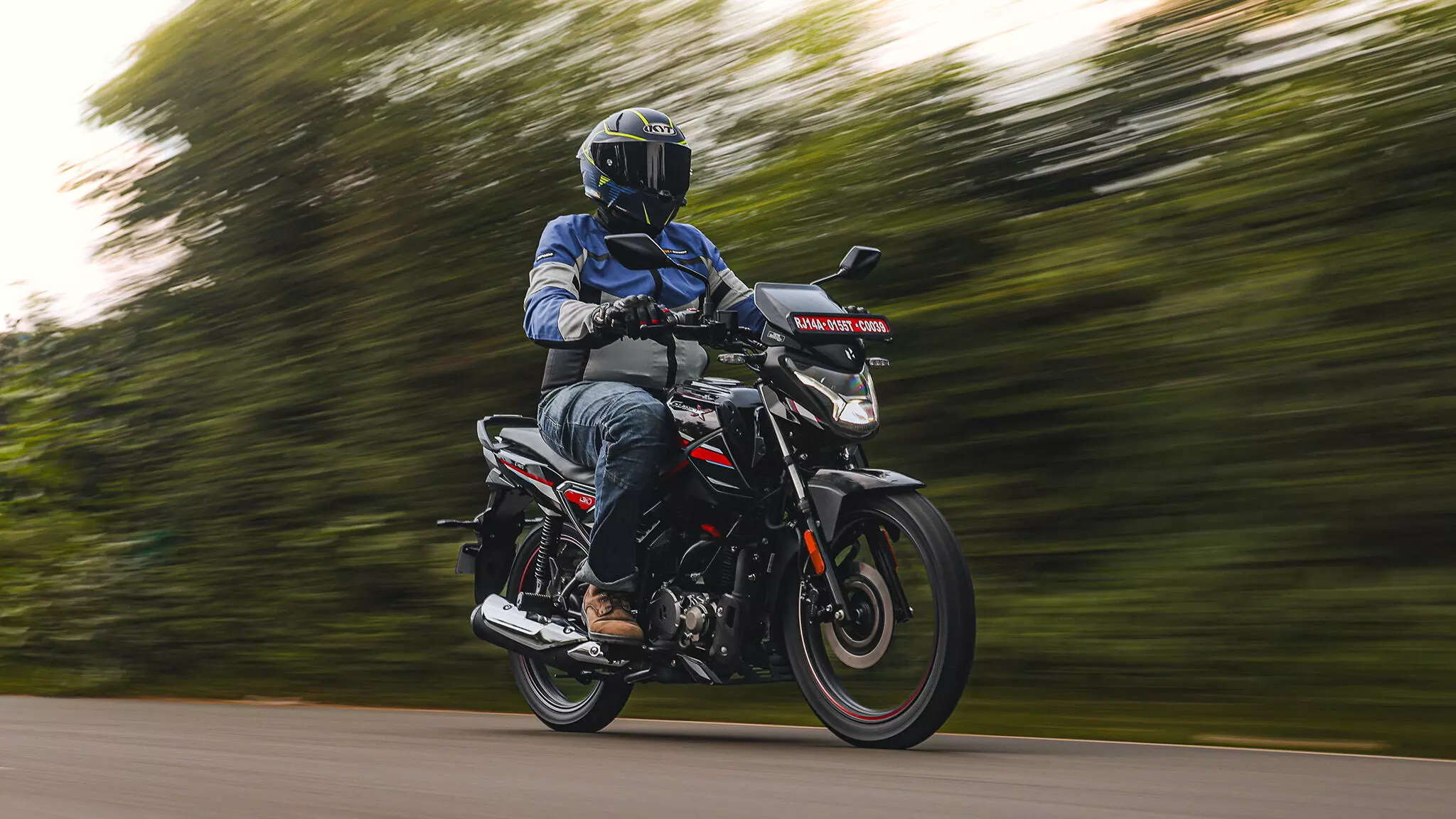 The 124.7cc engine gets a new balancer shaft that results in significantly reduced engine vibrations — Shot by Avdhoot A Kolhe for evo India