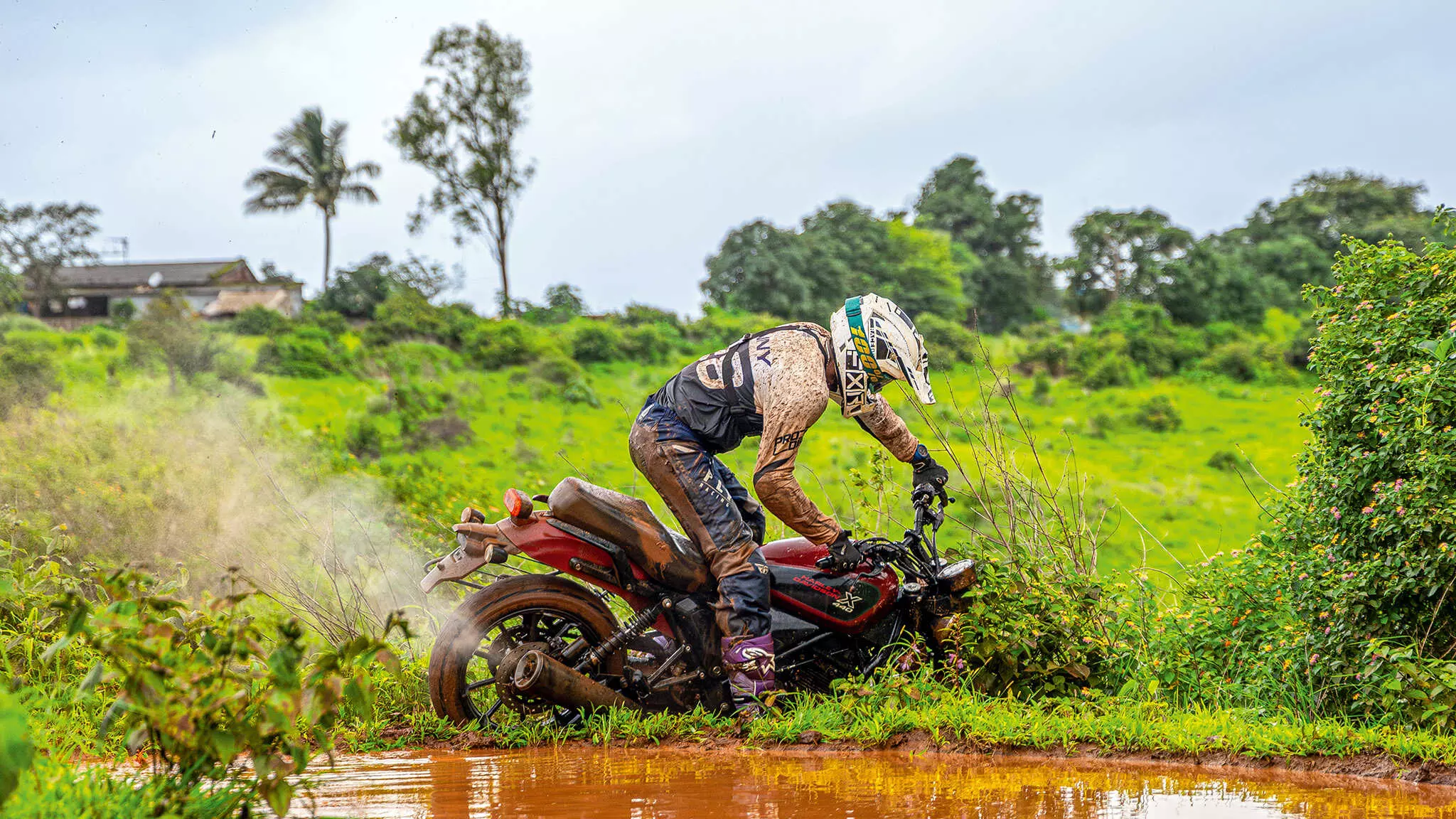 The first test involved a trial by knee-deep slush, rocks and hardcore off-roading with the X440 which is strictly intended for the streets — Shot by Avdhoot A Kolhe for evo India The first test involved a trial by knee-deep slush, rocks and hardcore off-roading with the X440 which is strictly intended for the streets — Shot by Avdhoot A Kolhe for evo India