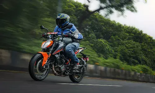 KTM 160 Duke first ride review: can this orange win the youth vote? KTM 160 Duke first ride review: can this orange win the youth vote?
