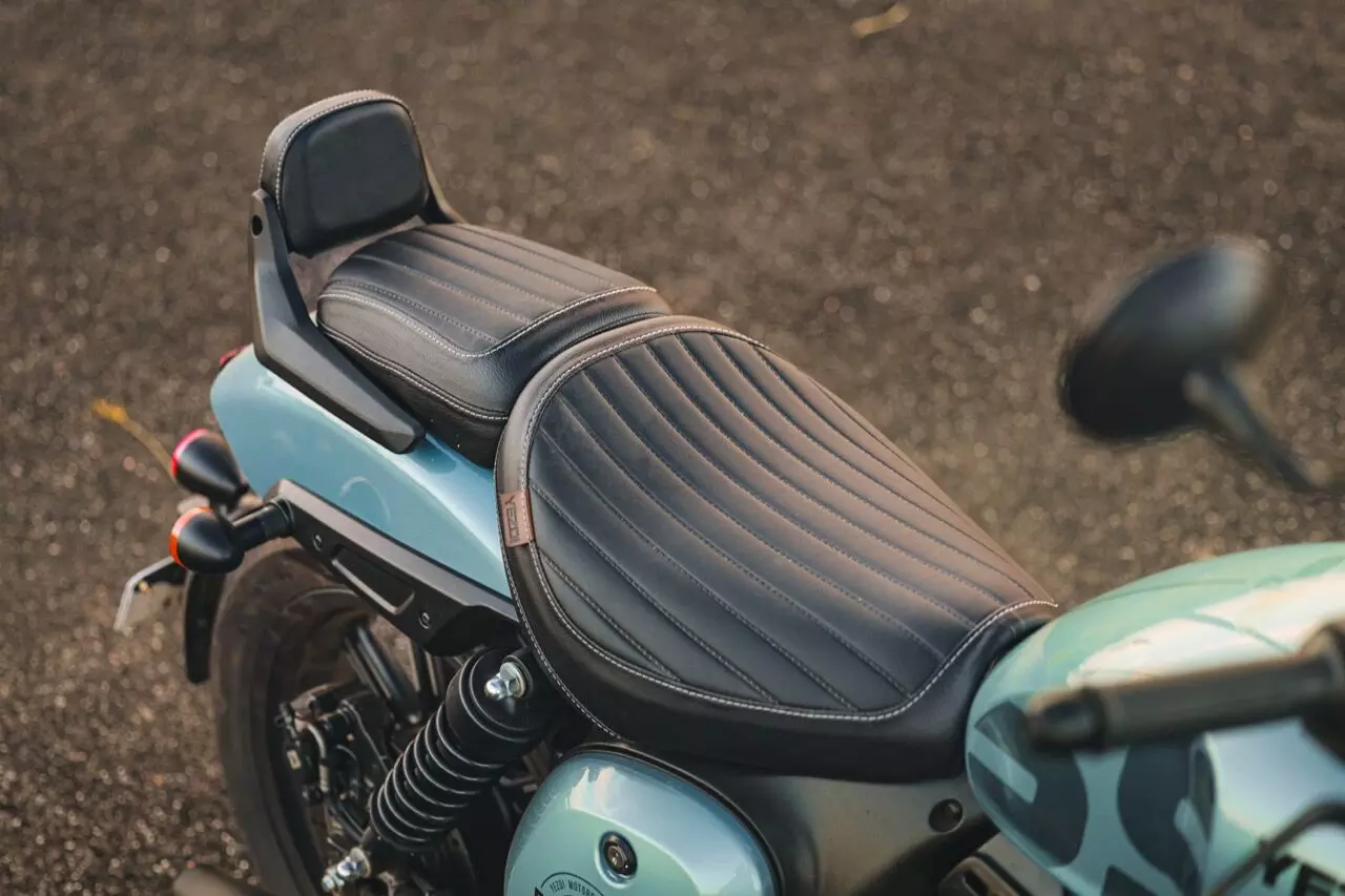 The seat is very nicely padded and has just the right amount of stiffness and softness – Avdhoot A Kolhe & Kaizad Darukhanawala The seat is very nicely padded and has just the right amount of stiffness and softness – Avdhoot A Kolhe & Kaizad Darukhanawala