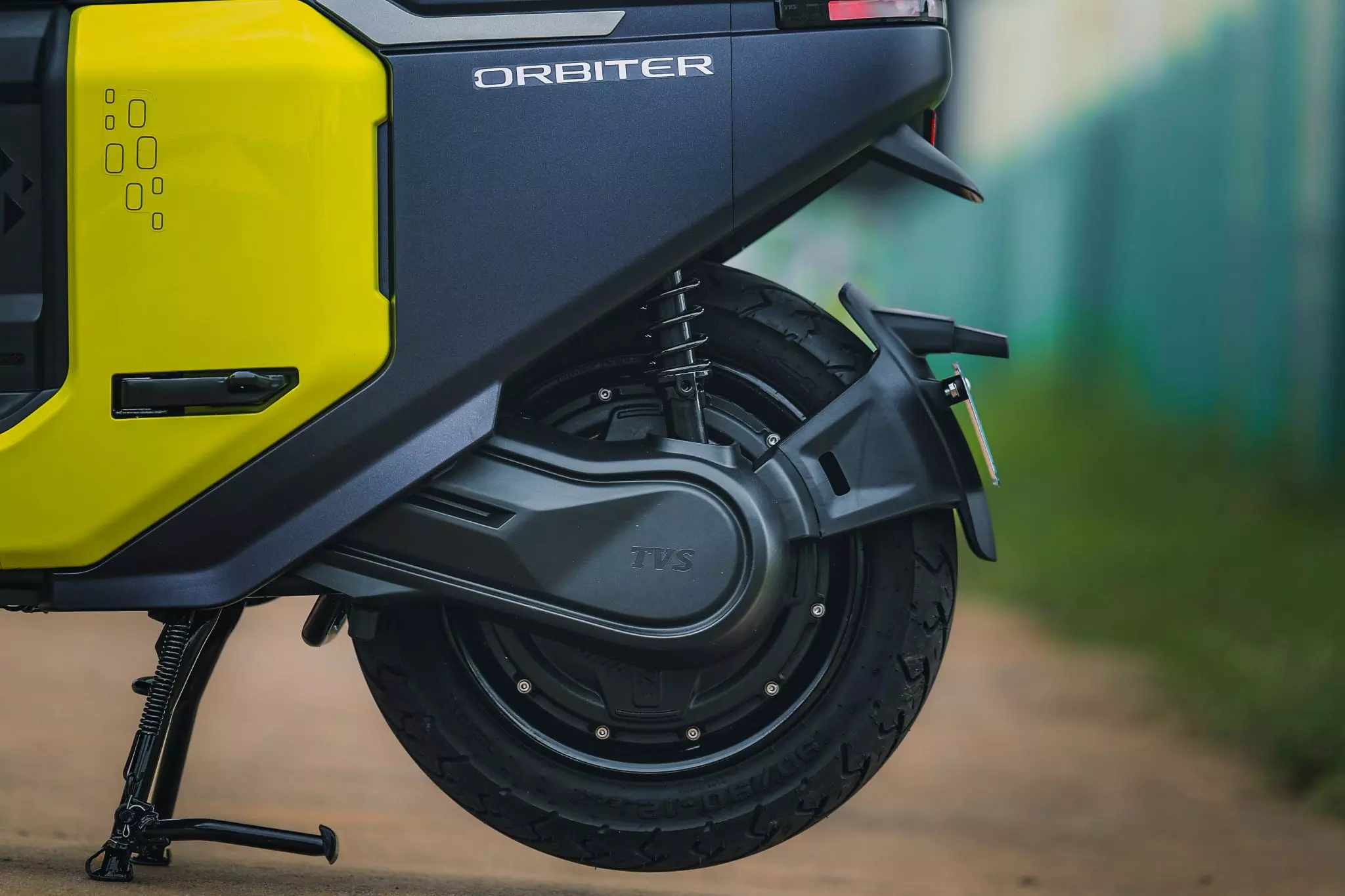 The only bit that sours the Orbiter experience are the drum brakes, the rear brake in particular is too aggressive — Shot by Avdhoot A Kolhe for evo India