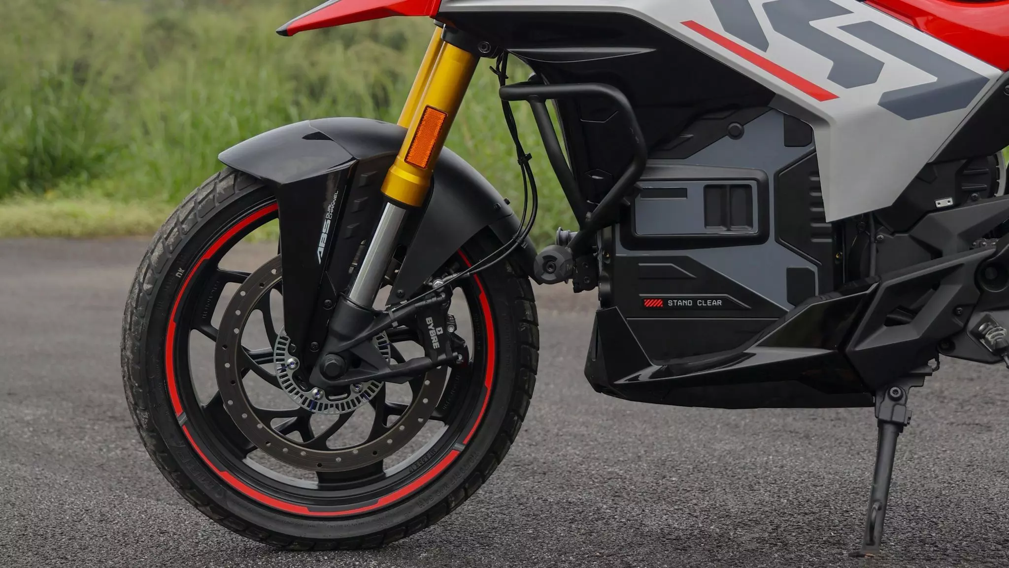 The 17-inch wheels are the same as the F77 but shod in bespoke MRF dual-purpose tyres offering a comfortable ride and ample grip — Shot by Rohit G Mane for evo India