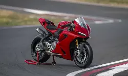 Ducati launches the MY 2025 Ducati Panigale V2 range with prices starting from ₹19.12 lakh Ducati launches the MY 2025 Ducati Panigale V2 range with prices starting from ₹19.12 lakh