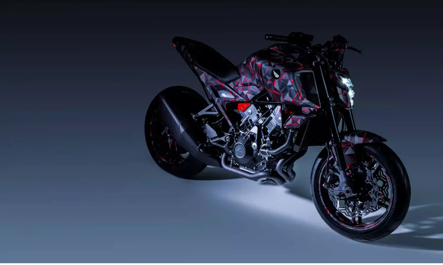 Honda unveils the V3R 900 E-Compressor concept at the EICMA 2025 show in Milan