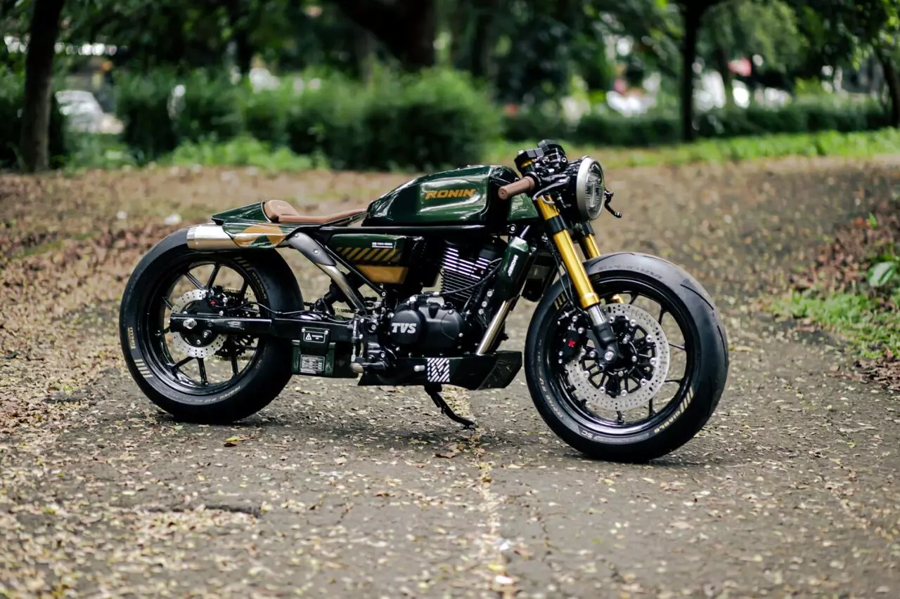 The Ronin Kensai features fully adjustable air suspension