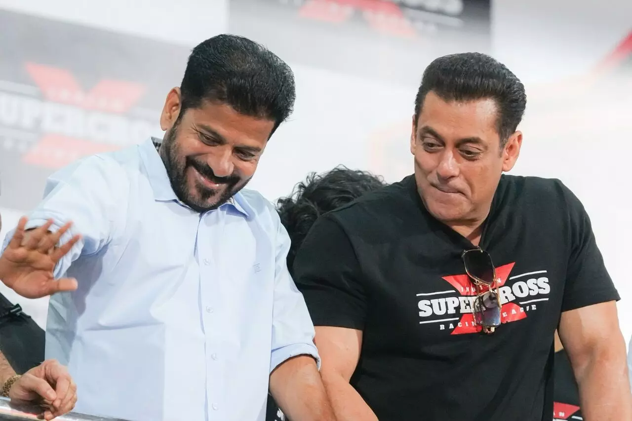 Round 2 of the ISRL Season 2 was inaugurated by the chief minister of Telangana, Revanth Reddy (left) along with Bollywood actor and ISRL brand ambassador Salman Khan (right)