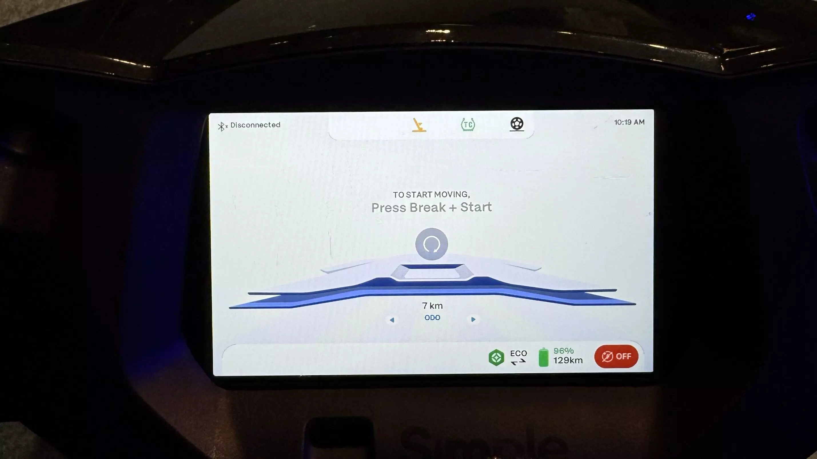 The new screens on the Gen 2 models run Android 12 and have 5G e-SIM with LTE and Bluetooth connectivity options The new screens on the Gen 2 models run Android 12 and have 5G e-SIM with LTE and Bluetooth connectivity options