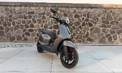 Chetak Electric launches the C25 electric scooter at ₹91,399