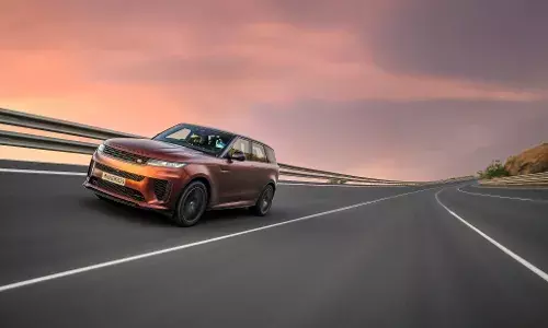 Range Rover Sport SV clocks high-speed runs at NATRAX