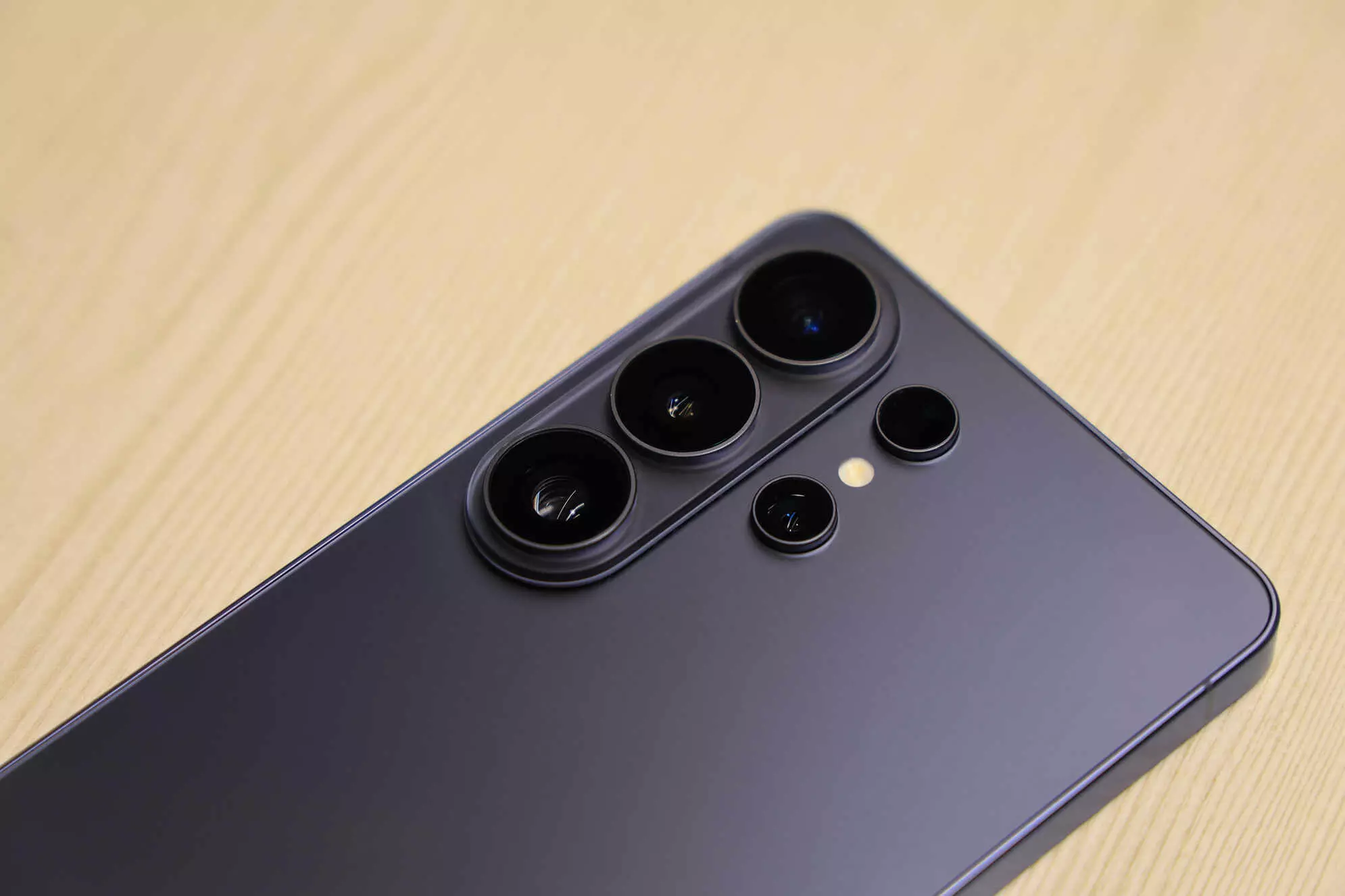 mDNIe: Samsung’s mobile Digital Natural Image engine