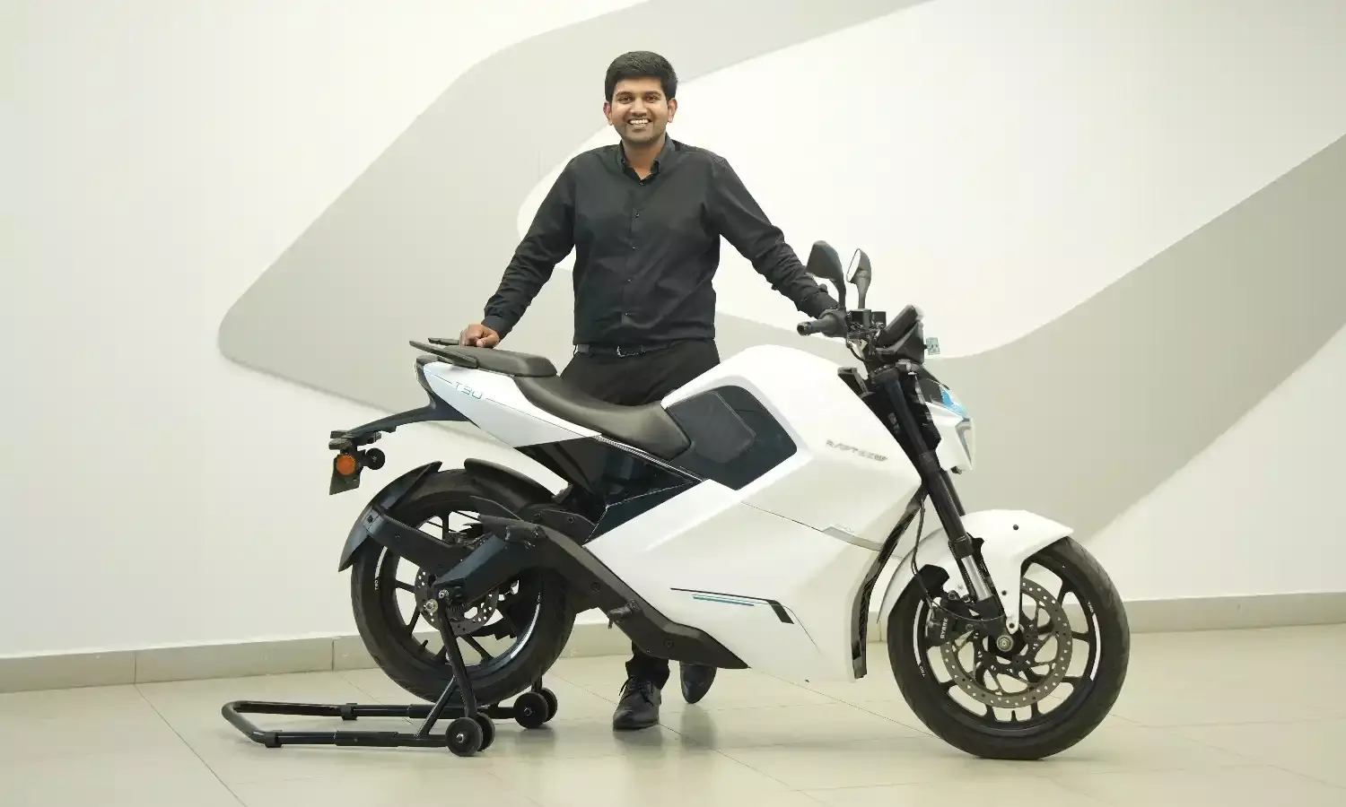“The next motorcycle will be a smaller vehicle, that is what were focussing on” says Dinesh Arjun, CEO, Raptee.HV