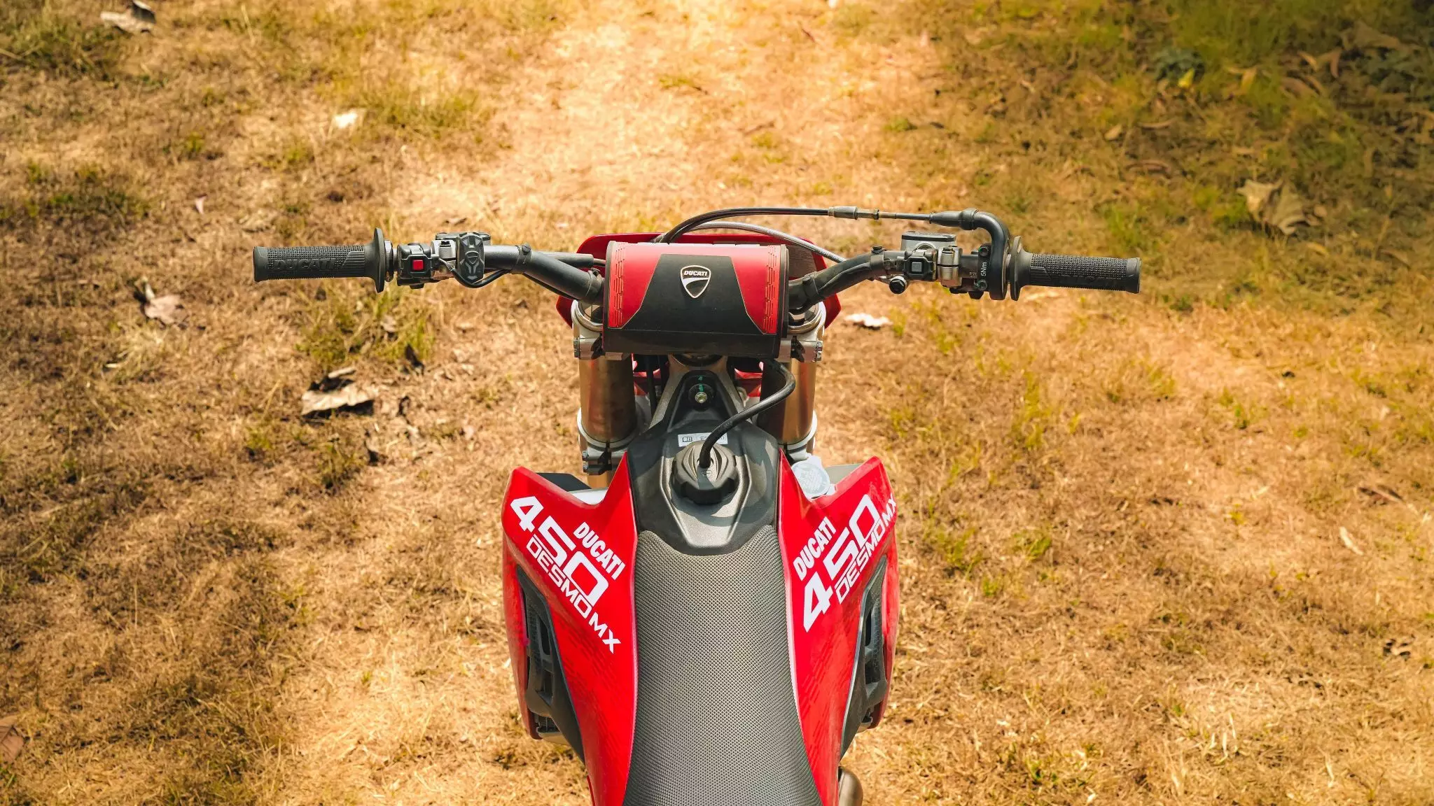 Its very narrow and super lightweight with a perimeter frame thats just 8.96kg; the overall weight of the Desmo450 MX is 104.8kg without fuel – Shot by Shivprasad Deshmane for evo India