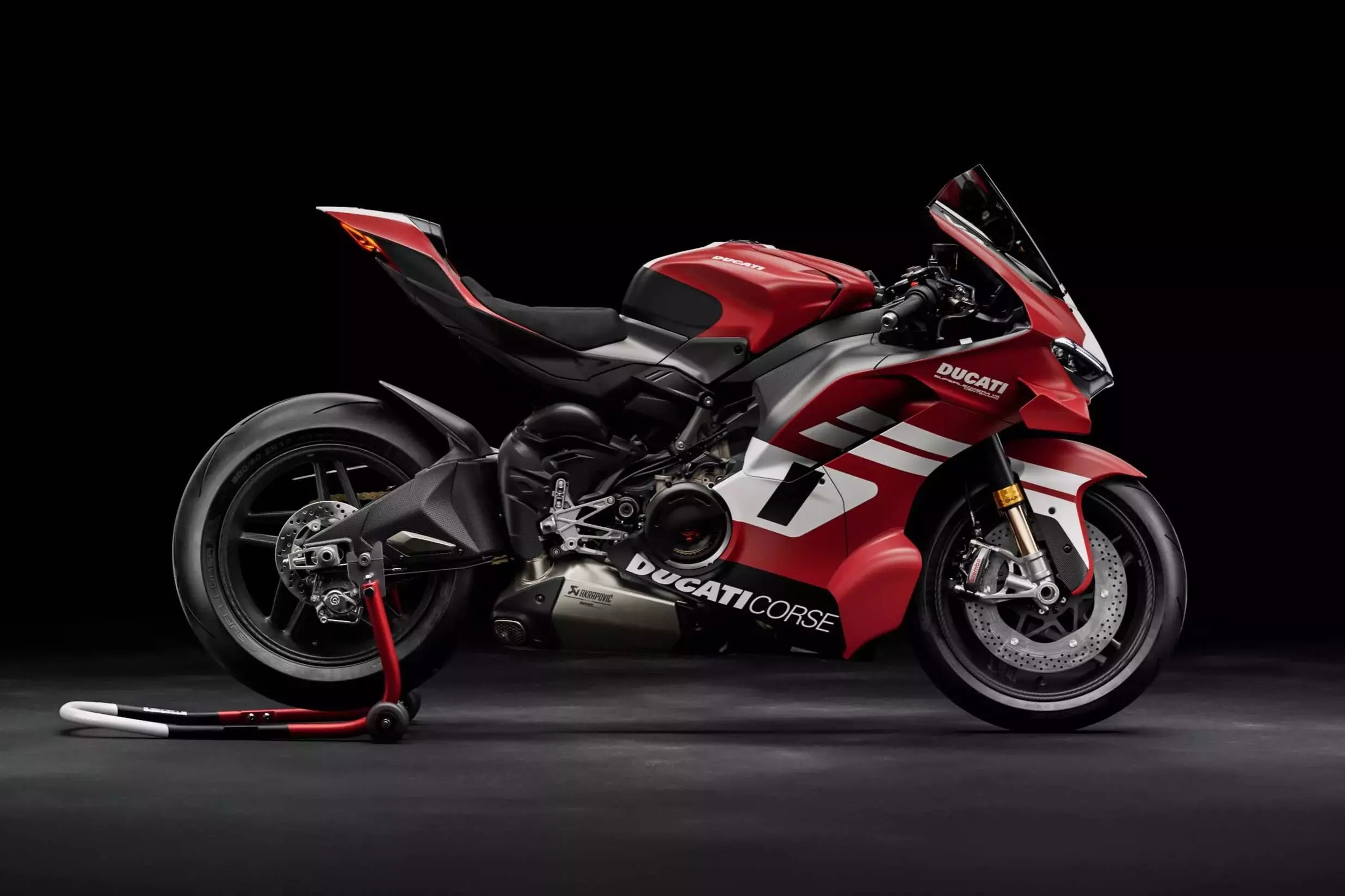 Its 1100cc engine makes 225bhp and 117.6Nm with a higher output of 244bhp and 126.3Nm in track setup Its 1100cc engine makes 225bhp and 117.6Nm with a higher output of 244bhp and 126.3Nm in track setup