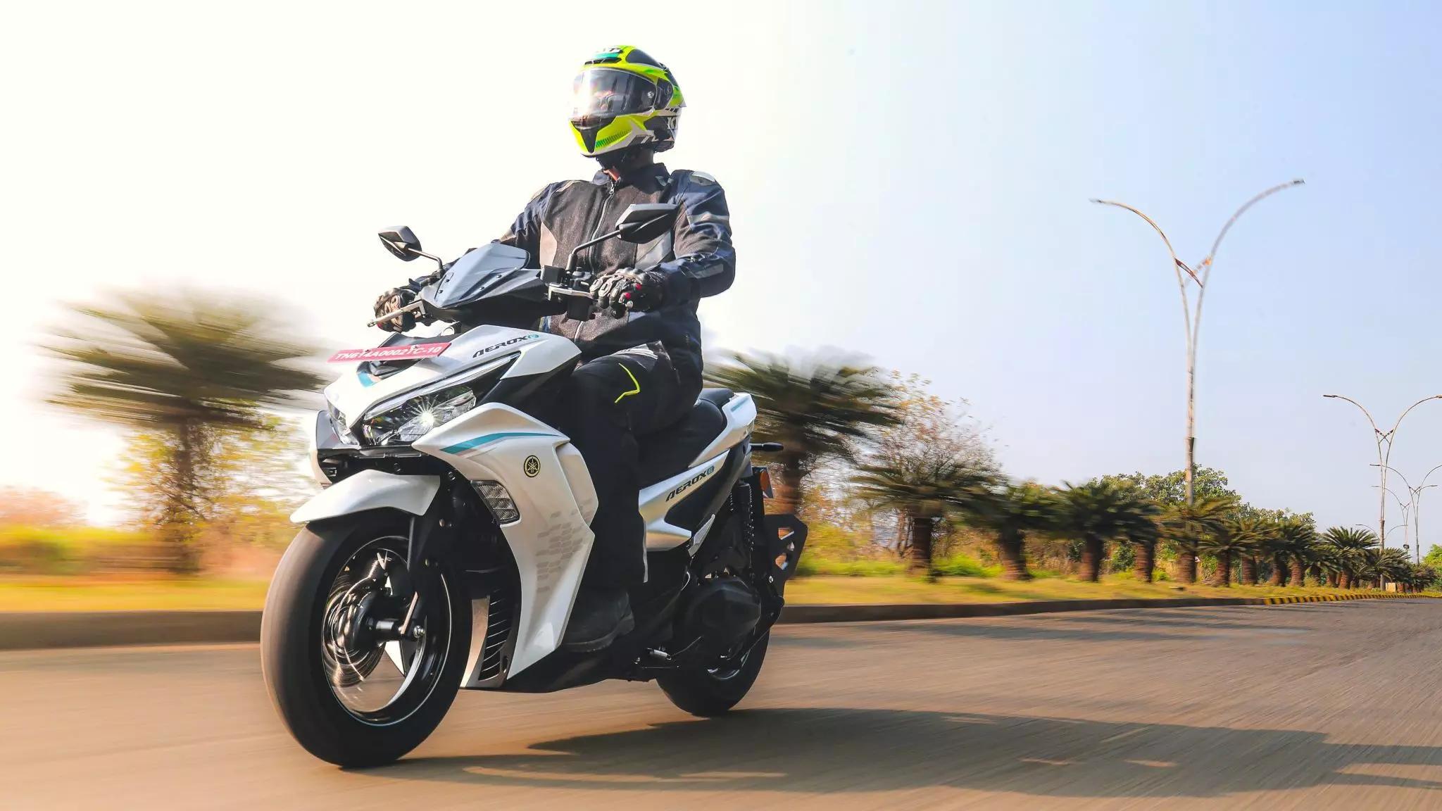 It packs two removable batteries  offering a claimed IDC range of 117km; pushes out 12.6bhp and 48Nm – Shot by Rohit G Mane for evo India 