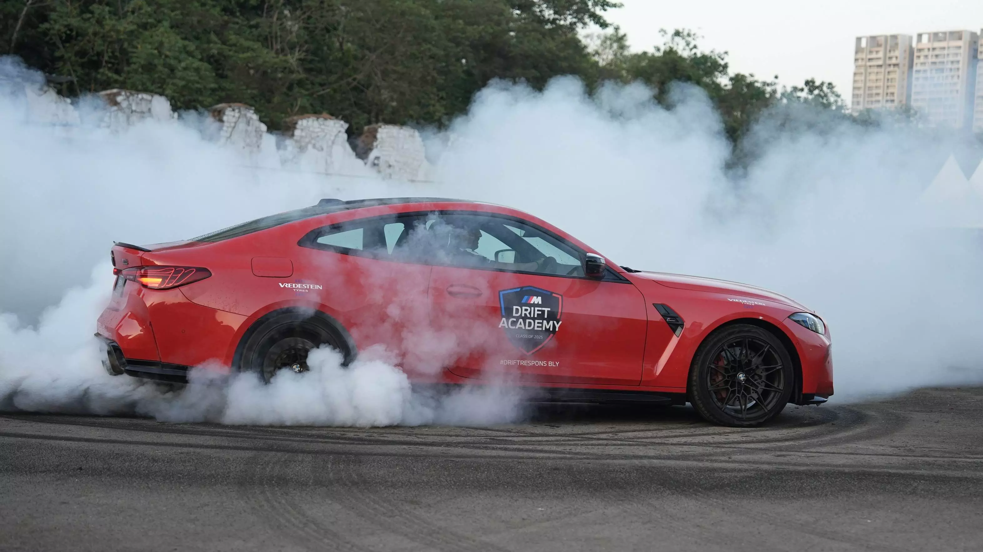 Learn pro-grade drifting from professionals in BMW M cars – M2 and M4