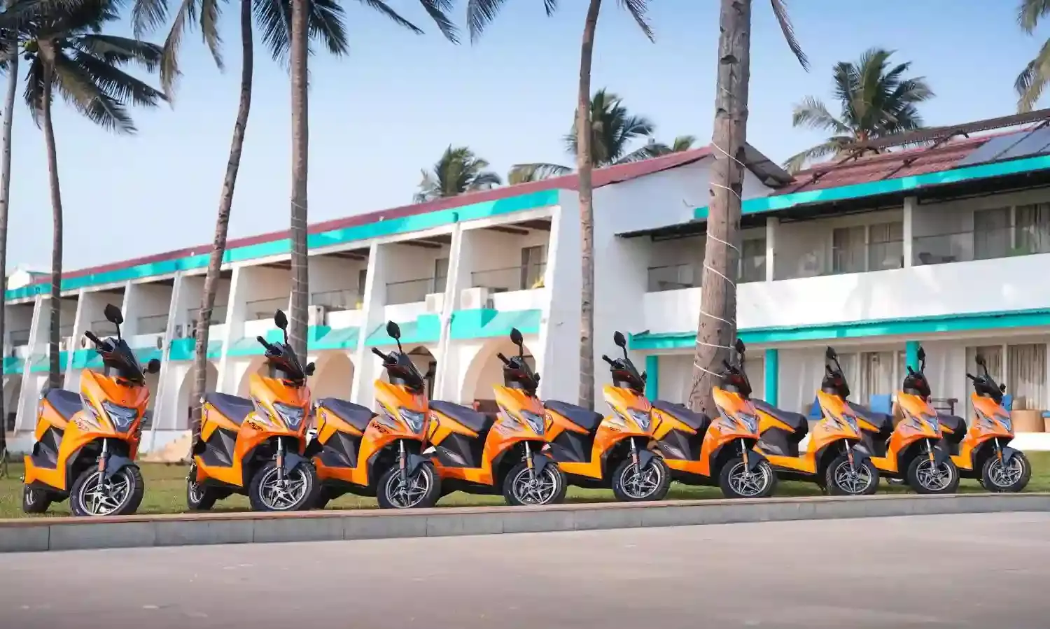 Simple Energy launches the Ultra with a 400km range at ₹2.35 lakh