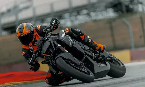 2026 KTM 1390 Super Duke RR Track: KTM’s wildest naked bike for the racetrack