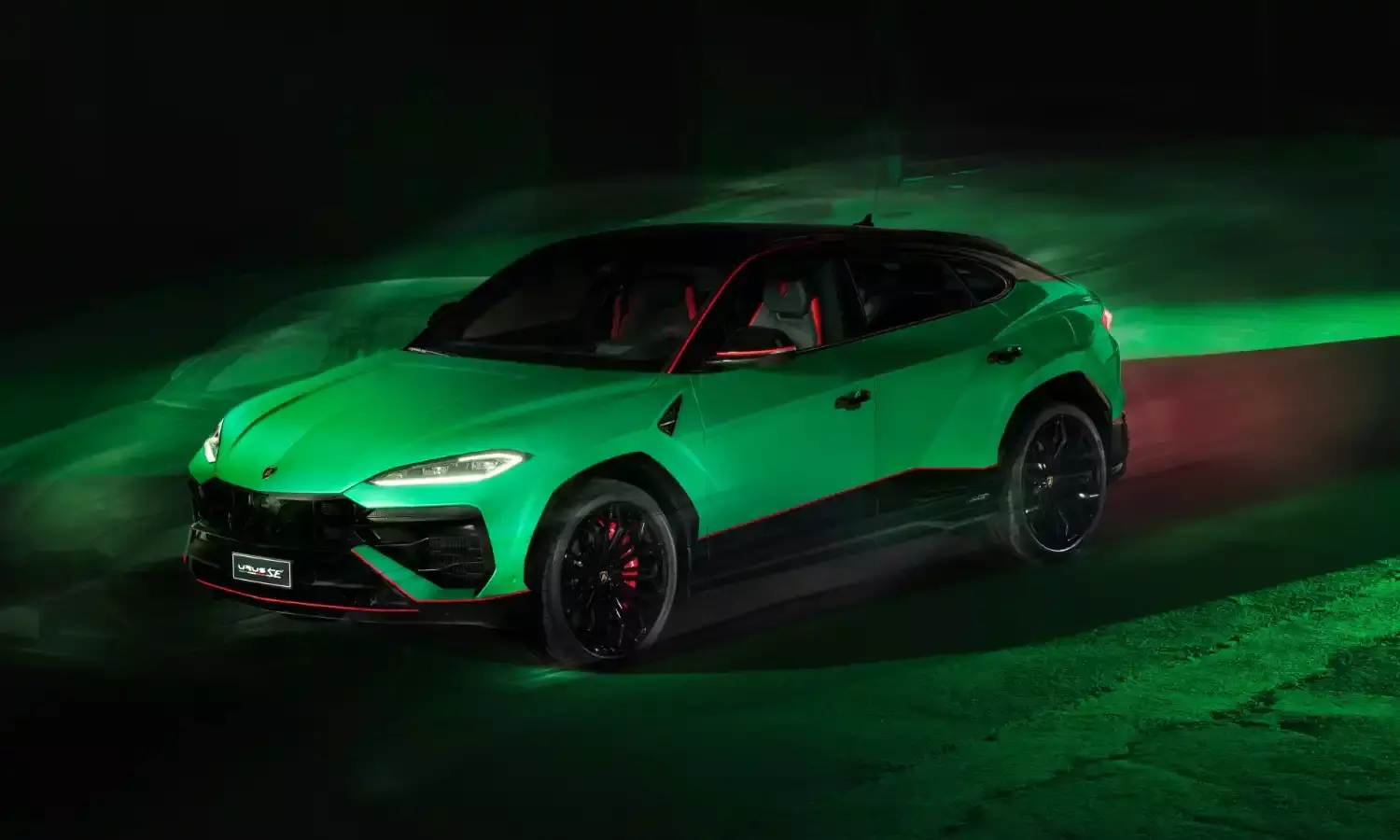 Lamborghini unveils the Urus SE Tettonero Capsule