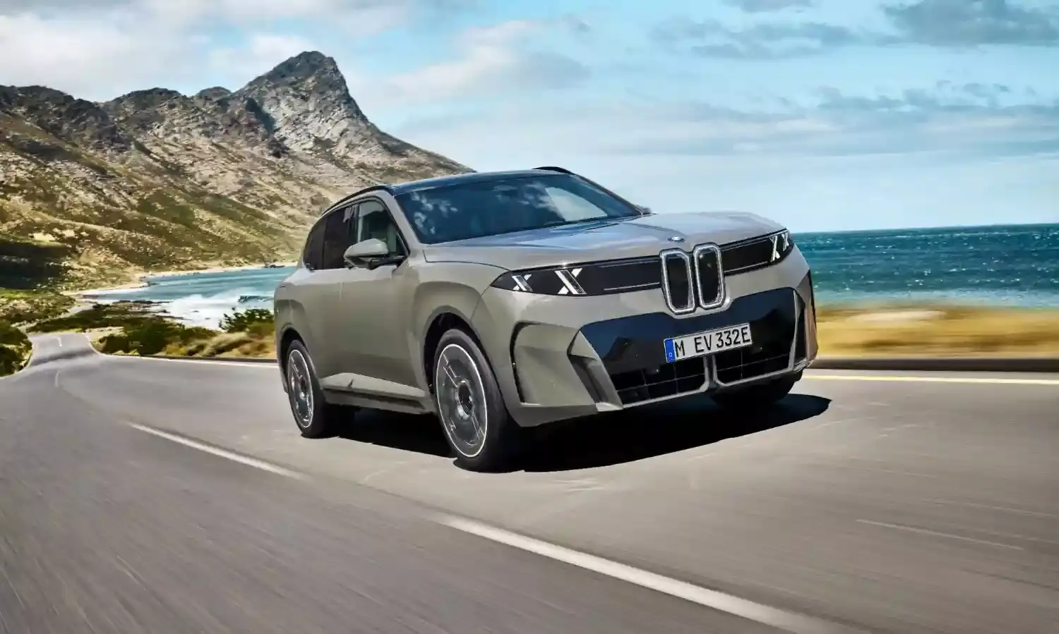 New BMW X5 revealed with petrol, diesel, hybrid, electric and hydrogen powertrains