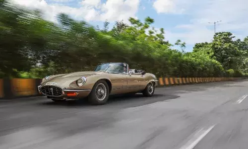 Jaguar E-Type V12: The power of love