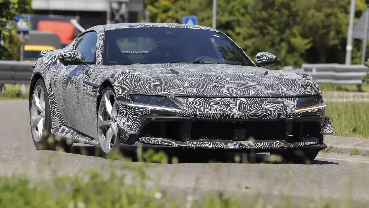 Hardcore Ferrari 12 Cilindri special spied testing: is this the return of GTO?