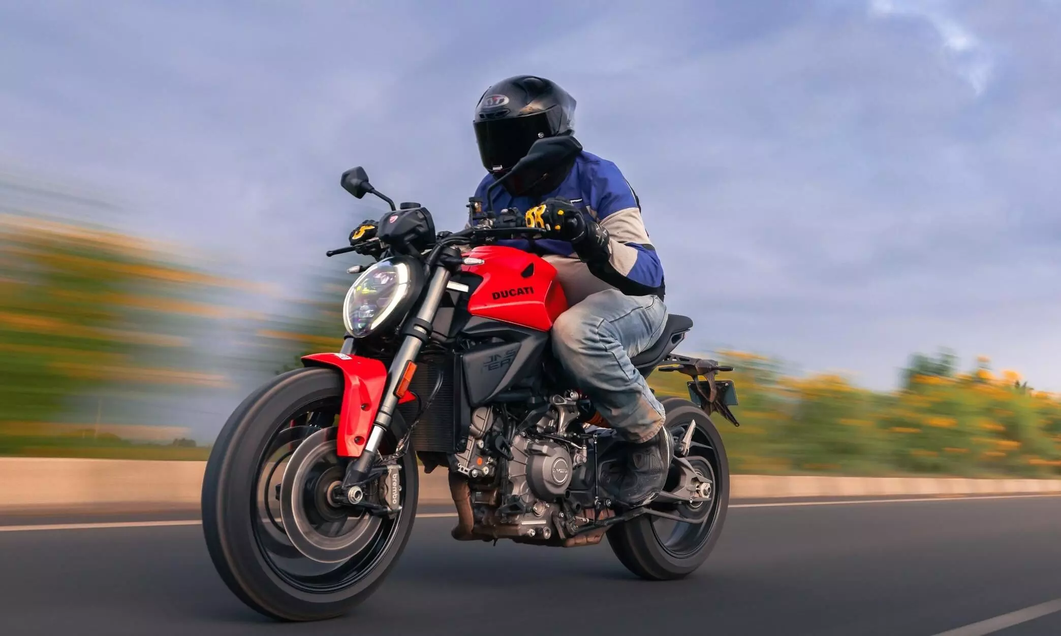 Ducati Monster V2 first ride review: A monster that doesn’t bite? Ducati Monster V2 first ride review: A monster that doesn’t bite?
