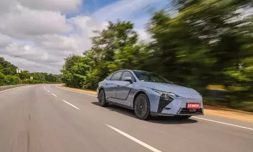 Lexus ES Review: Can it take on the E-Class?
