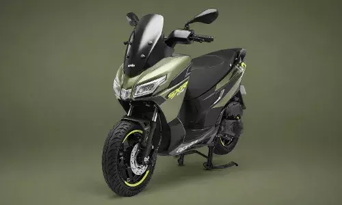 Aprilia unveils the SXR GT in India Aprilia unveils the SXR GT in India
