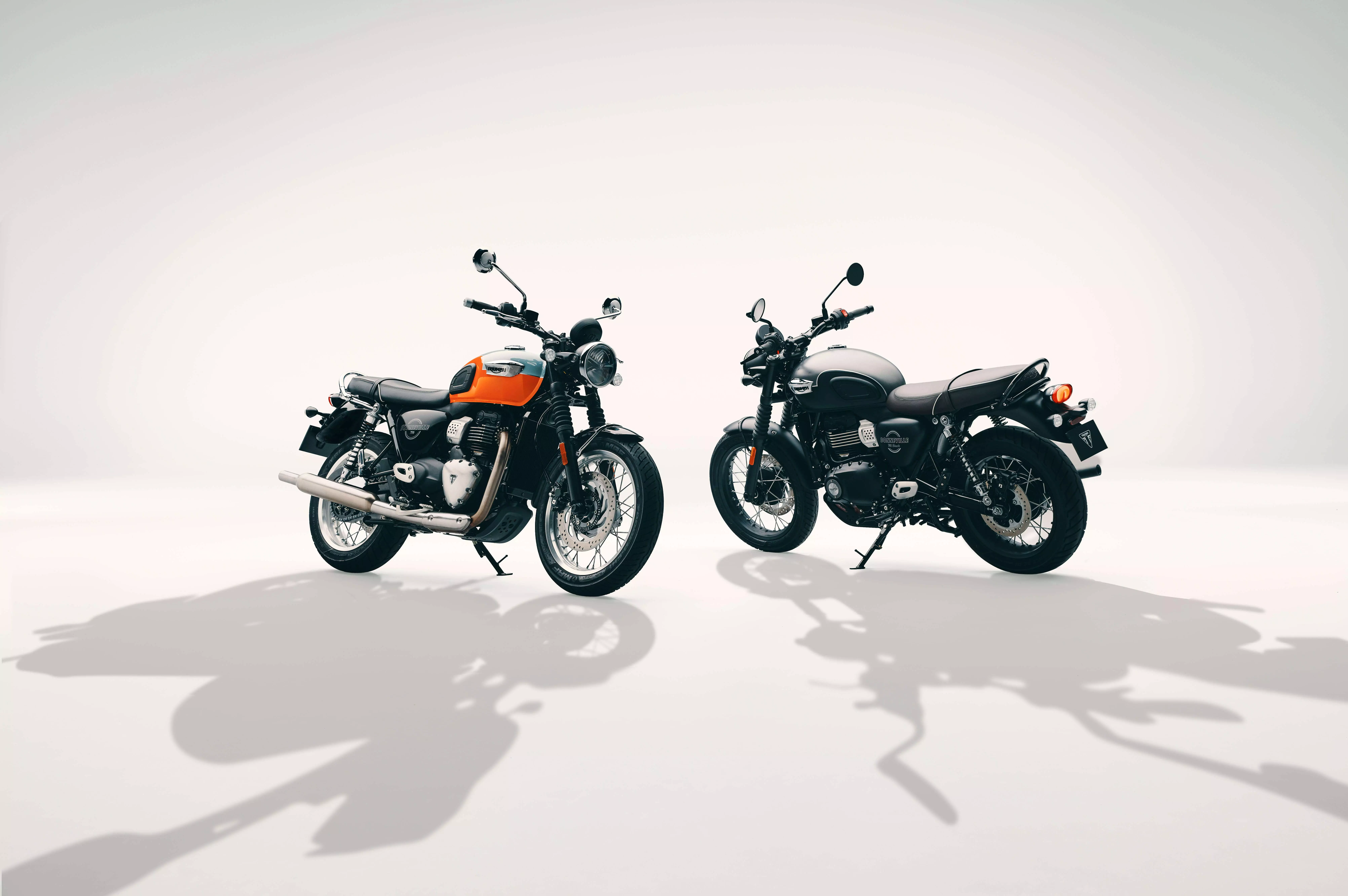 Triumph unveils the Bonneville T4, T40, and the T40 Black at ₹2.5 lakh and ₹2.8 lakh Triumph unveils the Bonneville T4, T40, and the T40 Black at ₹2.5 lakh and ₹2.8 lakh