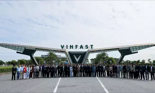 VinFast signs Letters of Intent with 50+ e-motorcycle dealers across India