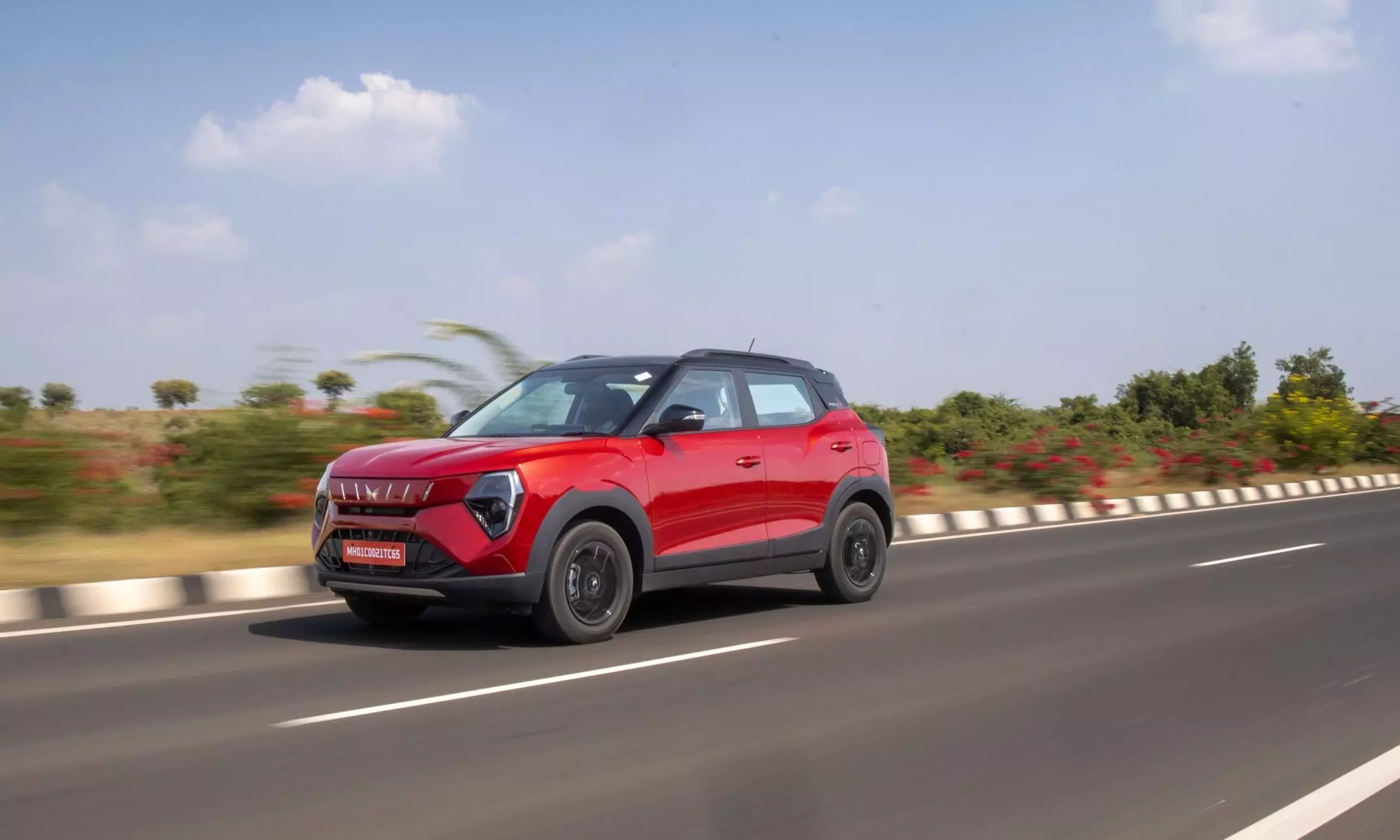 Mahindra launches its first CNG SUV: XUV 3XO ZNG Mahindra launches its first CNG SUV: XUV 3XO ZNG