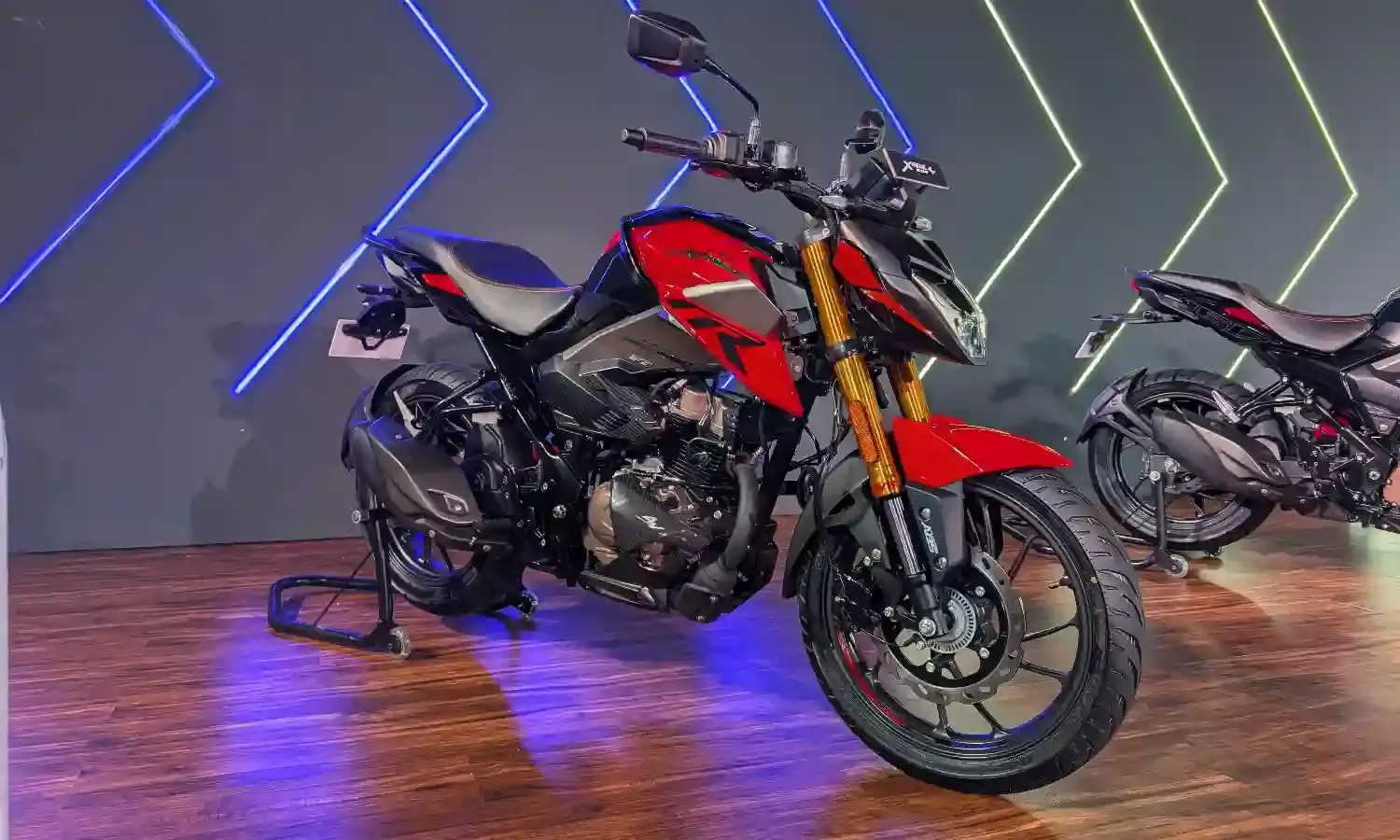 Hero MotoCorp launches the all-new Xtreme 160R 4V and the updated Xtreme 250R