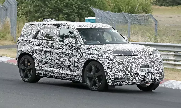 Defender Sport: Land Rover’s Discovery Sport replacement spotted testing
