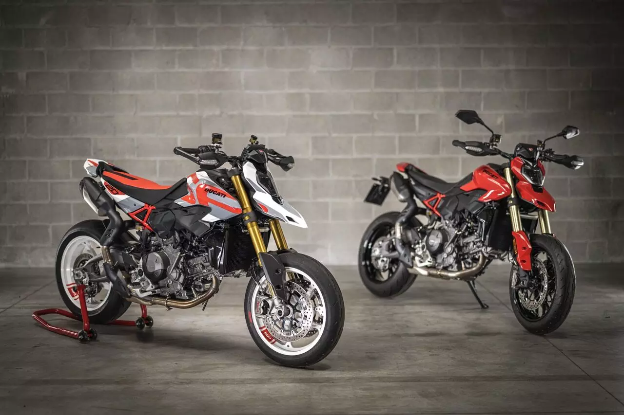 Ducati Hypermotard V2 launched, prices start from ₹16.53 lakh Ducati Hypermotard V2 launched, prices start from ₹16.53 lakh