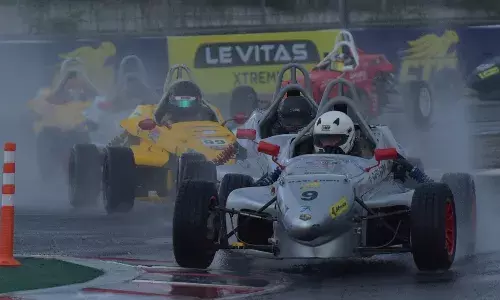 JK Tyre National Racing Championship 2026 kicks off with a day of close battles at Kari Motor Speedway