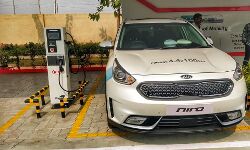 Kia Motors and government of Andhra Pradesh sign MoU for eco friendly vehicles