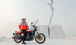Royal Enfield Limited Edition Shotgun 650 launched at ₹4.25 lakh Royal Enfield Limited Edition Shotgun 650 launched at ₹4.25 lakh