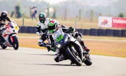 Smoothly, evenly, constantly – The California Superbike School experience Smoothly, evenly, constantly – The California Superbike School experience