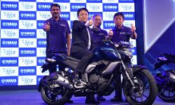 New-gen Yamaha FZ-FI launched in India at Rs 95,000 New-gen Yamaha FZ-FI launched in India at Rs 95,000