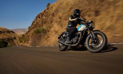 2025 Triumph Speed Twin 900 updated; prices start from ₹8.89 lakh