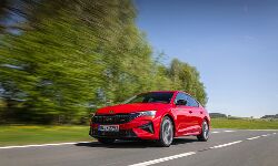 Skoda Octavia RS confirmed to come to Bharat Mobility Show 2025 Skoda Octavia RS confirmed to come to Bharat Mobility Show 2025